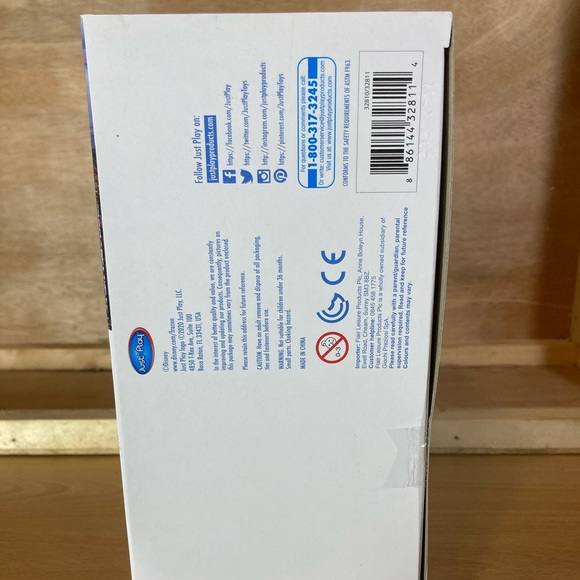 HOT CHRISTMAS ITEM - Frozen 2 Anna Styling Head - Picture 6 of 9